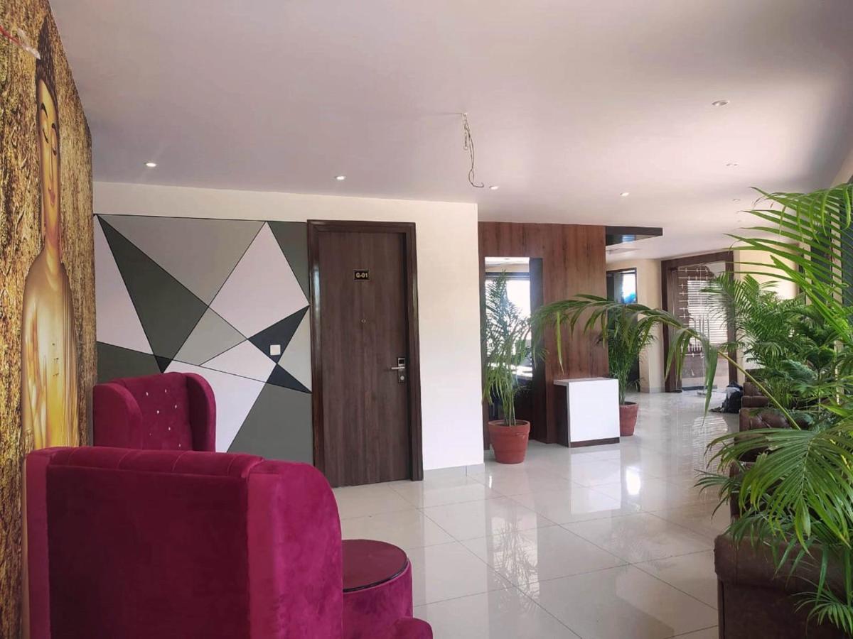 Rajlaxmi Hotel - Free Airport Pickup And Drop Dźajpur Zewnętrze zdjęcie